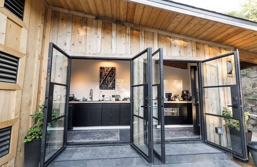 Julian Cabina | The Lodge: A Spacious Retreat for Groups - Events, Nature, & Luxury Combined!