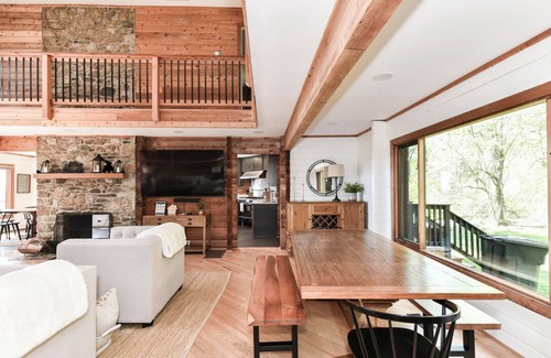 Bluemont Casa | The Lodge at Bear Rock