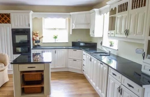 Macroom Cabaña | The Lodge, CARRIGADROHID, CONDADO CORK