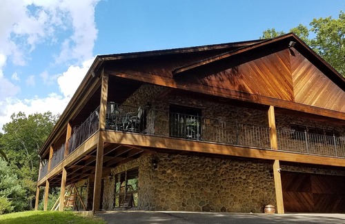 Crozet Casa | El Lodge en Sugar Hollow