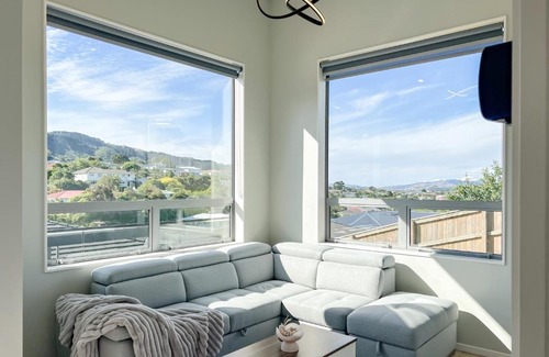 Tawa Casa | The Lodge @ Pembroke