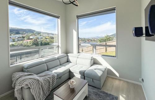 Tawa Casa | The Lodge @ Pembroke