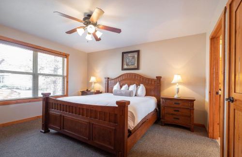 Indian Point Complejo | The Lodges at Table Rock