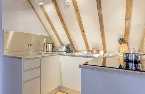 Brackley Cabaña | The Loft at Brackley Town Hall