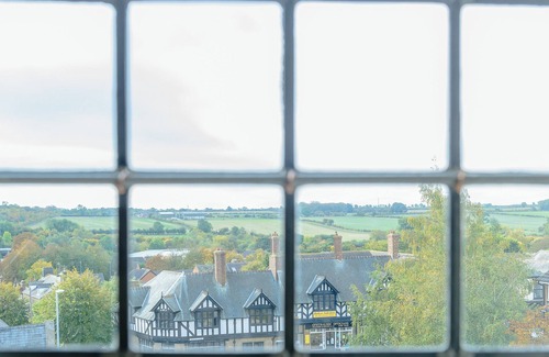 Brackley Cabaña | The Loft at Brackley Town Hall