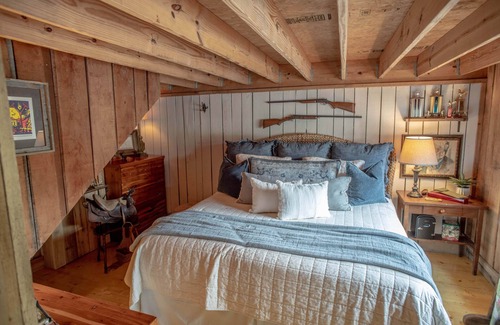 Washburn Casa | The Loft House at Bear Creek Lodge