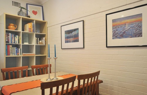 Maylands Apartamento | La biblioteca de Loft en Sevenoaks
