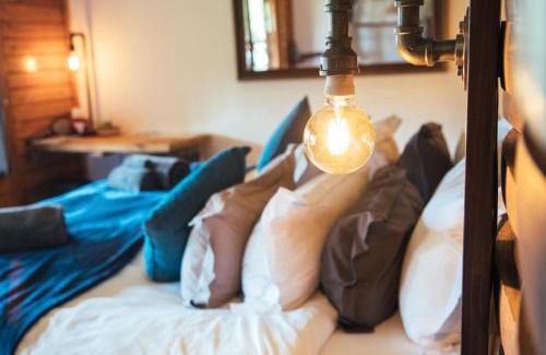 Stellenbosch Cabina | The Log Cabin Lodge