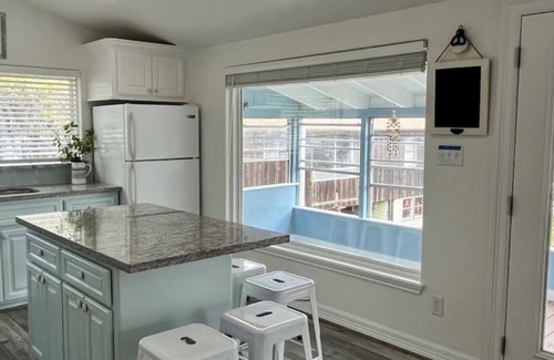 Brazoria Casa | The Lone Oak River Retreat on The San Bernard River - Fisherman's Paradise!