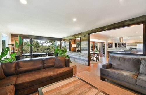 Sebastopol Villa | The Lone Palm - Wine Country Retreat y fuera del sitio - 14 camas, capacidad para 20 ++