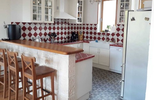 Chery-les-Pouilly Casa | El Longère de Chéry: ¡campo y piscina!
