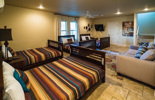 Spring Branch Casa | The Lookout at Hidden Falls