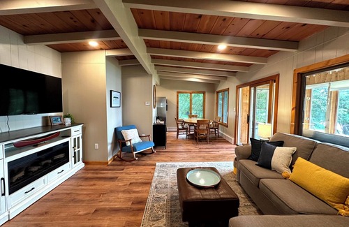 Mackinac County Cabina | The Loon's Landing