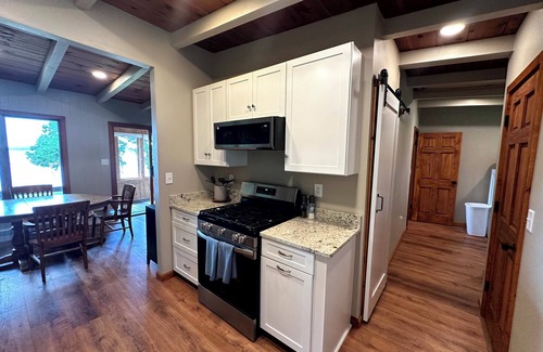 Mackinac County Cabina | The Loon's Landing