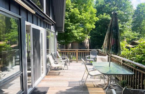 Newland Casa | The Loop Chalet