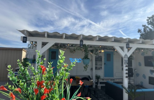 Apple Valley Casa | The Love Nest Cozy Romantic Glamping.
