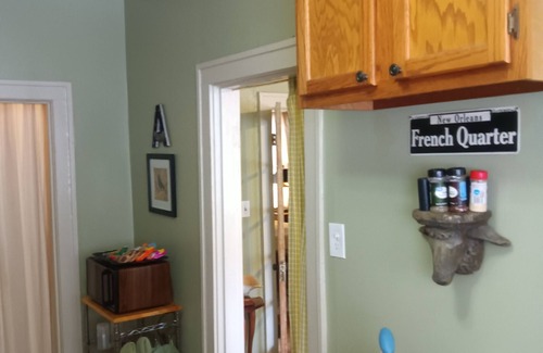 Memphis Apartamento | THE LOVE SHACK LARGE MIDTOWN VIBE WITH BIG MONTHLY SAVINGS