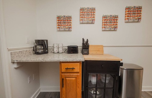 Martinsburg Apartamento | The Lovely Lodging- 2 bedroom apartment