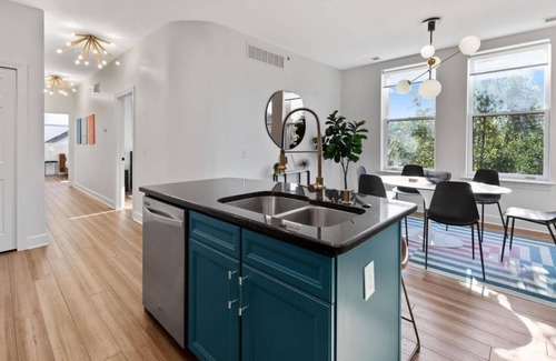 Midtown Condominio | The Lucien: Historic Condo in Heart of Brush Park