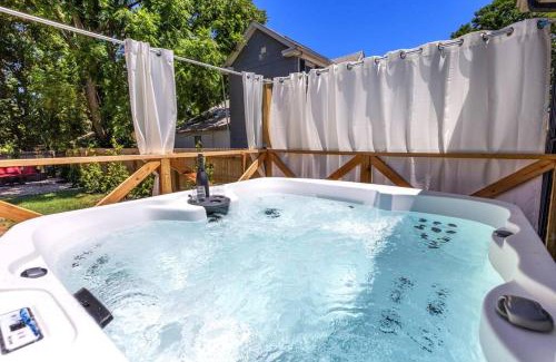 Georgetown Casa | The Luxe Hot Tub Private Bar 12 Min to Horse Park