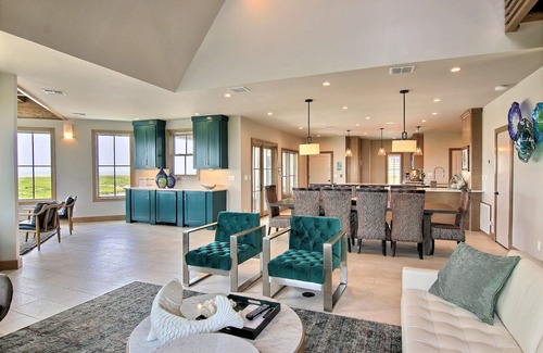 Port Aransas Casa | The Luxe Lookout - Private Pool & Breathtaking Beach Views