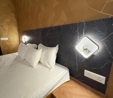 Gurugram Apartamento | The Luxury Nest