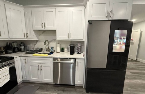 Paterson Apartamento | The Luxury Suite: 1BR Perfect for Long Stays