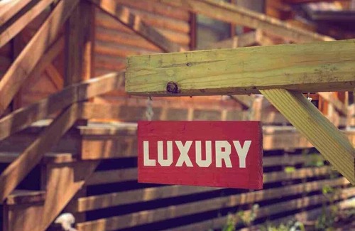 Eureka Springs Cabina | La cabaña de lujo en Bear Mountain Log Cabins