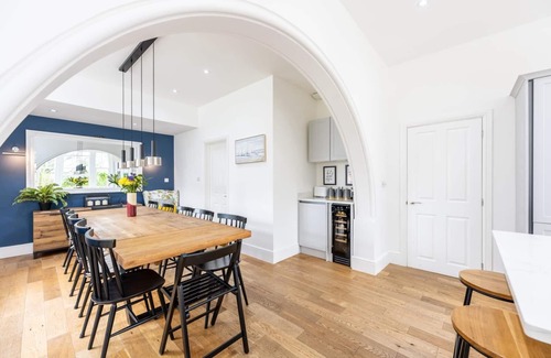 New Forest District Chalet De Esquí | The Lymington Hub Slps 13 hot tub/chef/spa