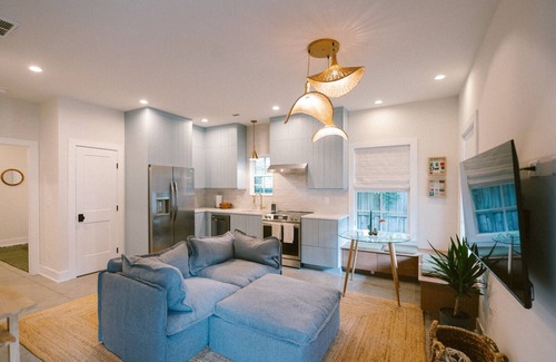 Wilmington Casa | The Magnolia: Serene Oasis Under Nature’s Canopy