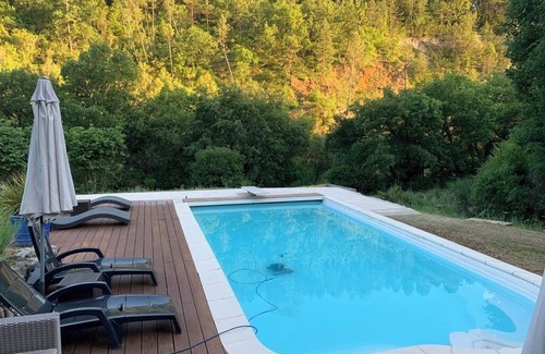 Montauroux Cabina | The Maisonette in the Trees "Les Lavandins"