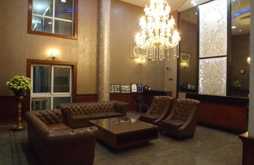 Kandal Hotel | The Majestic Crown