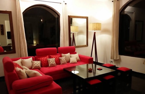 Mandrem Villa | LA CASA MANDREM. Permanecer. Comer. Bebida. Alegre.