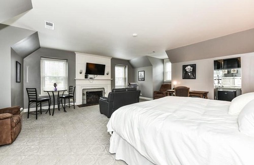 Leesburg Casa | The Manor at Courtland Farm