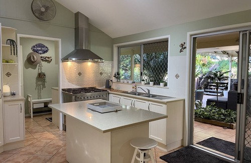 Moorina Casa | The Manor!