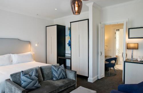 Victoria and Alfred Waterfront Hotel | The Manor House at the Queen Victoria Hotel by NEWMARK