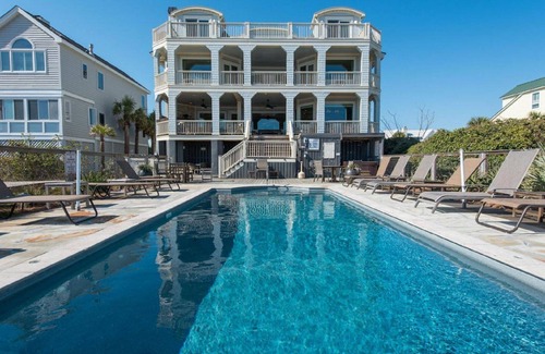 Isle of Palms Casa | The Mansion at Isle of Palms - Frente a la playa con piscina