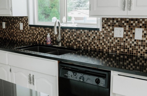 Northeast Edmonton Casa | The Mansion House