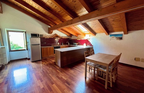 Aymavilles Apartamento | The Maple House, an oasis of relaxation and carefreeness.