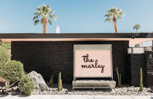 Warm Sands Hotel | The Marley by AvantStay Mid-Century Modern Retreat with Pool & Mountain Views