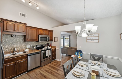 Hinesville Casa | The Marne Family Stay, Pets Welcome