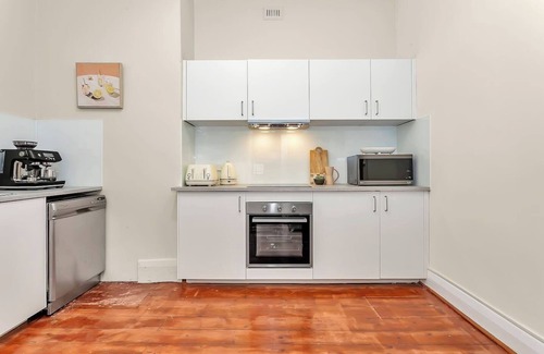 Cowandilla Casa | The Marobwen Charming City Retreat near West Beach
