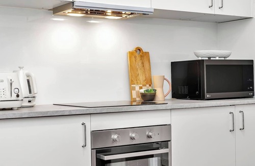 Cowandilla Casa | The Marobwen Charming City Retreat near West Beach
