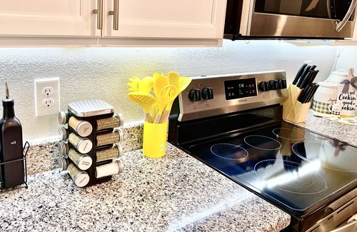 Clarksville Casa | The Marvel 5 bedrms w/Cinema+Study~Sleeps 12