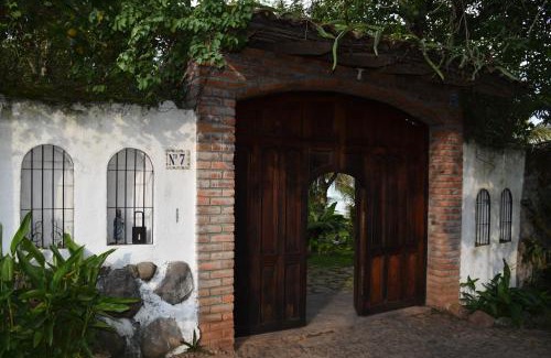 Suchitoto Casa | The Mayan Grouper