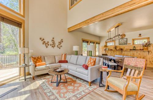 Vida Casa | The McKenzie River House