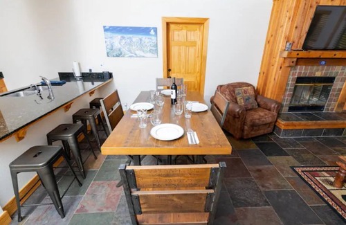 Kirkwood Condominio | The Meadows-Large 2 Bdrm Family Condo in Kirkwood