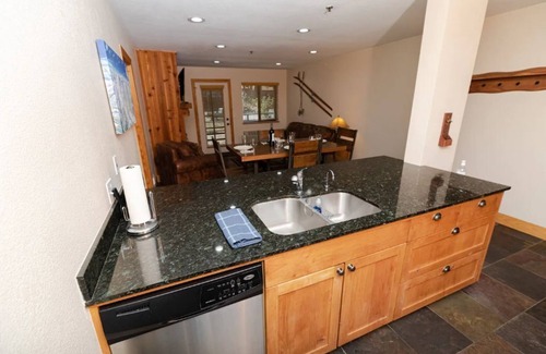 Kirkwood Condominio | The Meadows-Large Family Condo in Kirkwood