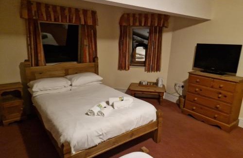 Bangor Cama Y Desayuno | The Menai Hotel and Bar