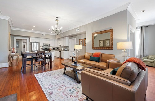 Historic District - North Casa | The Merchant on York St
